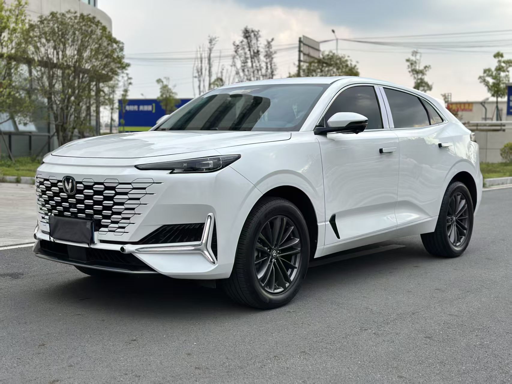 Changan UNI-K 2023 immagine di auto 