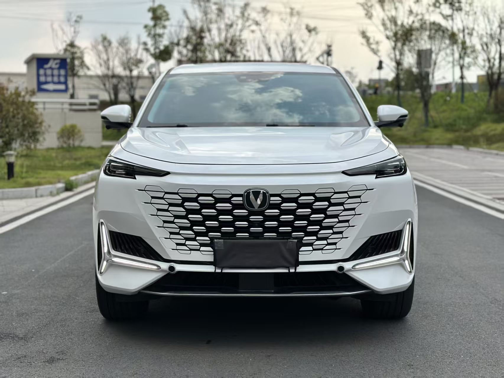 Changan UNI-K 2023 car image #4