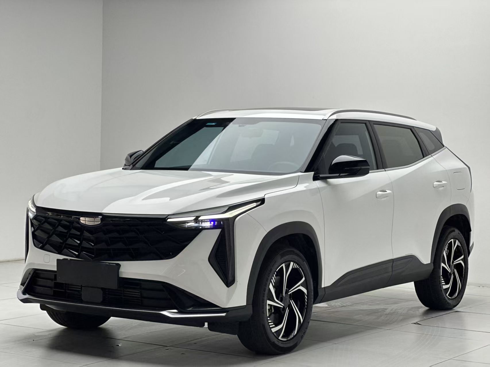 GEELY Coolray 2024 GEELY Coolray 2024 car image