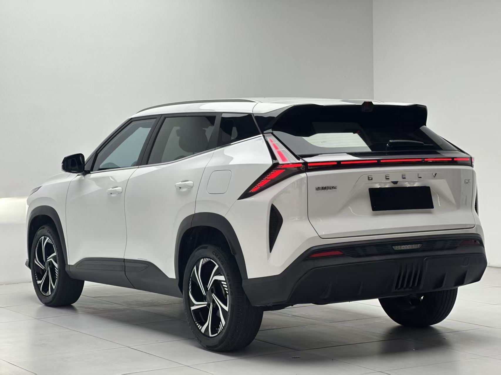 GEELY Coolray 2024 car image #6