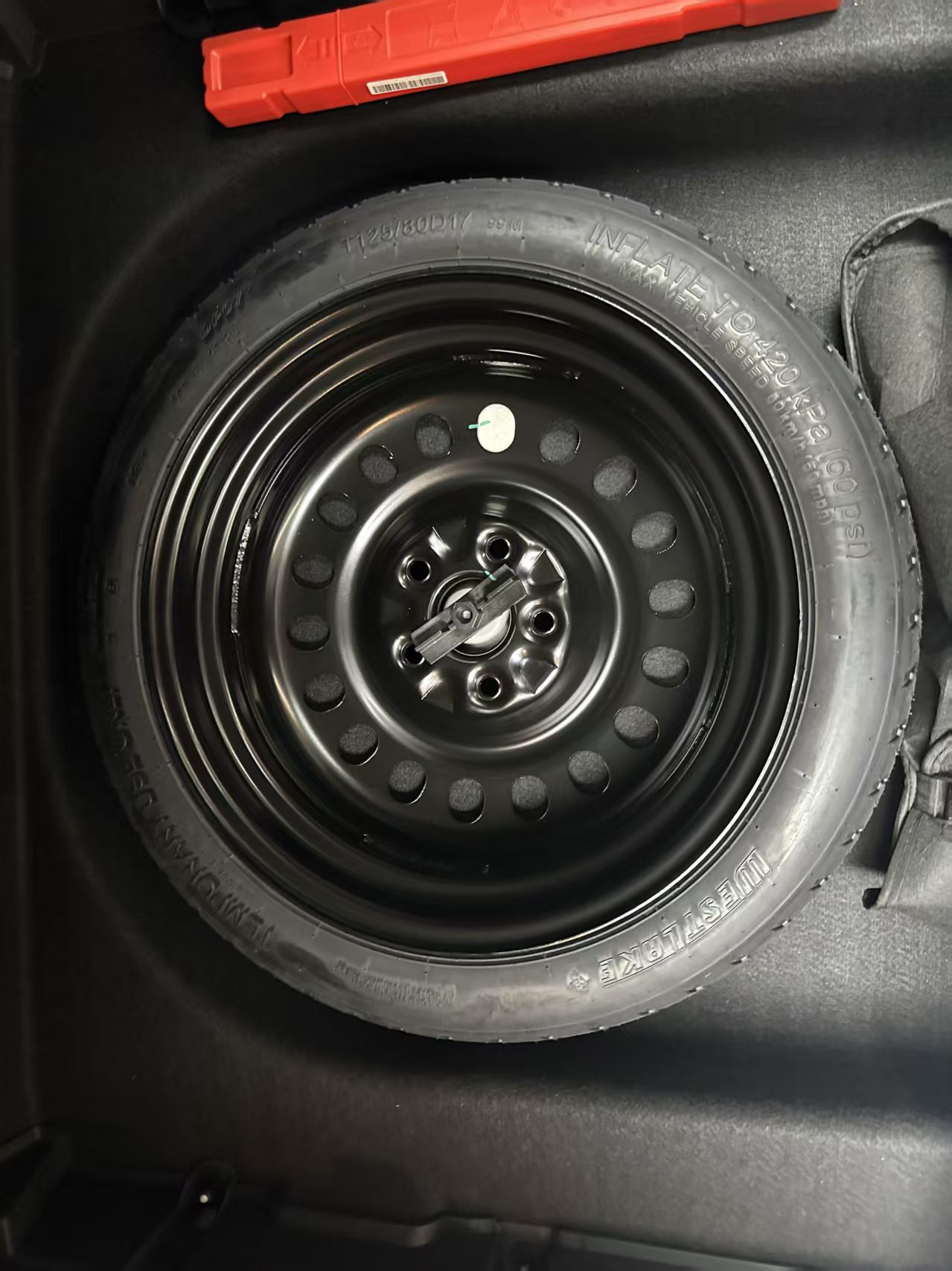 GEELY Coolray 2024 car image #11