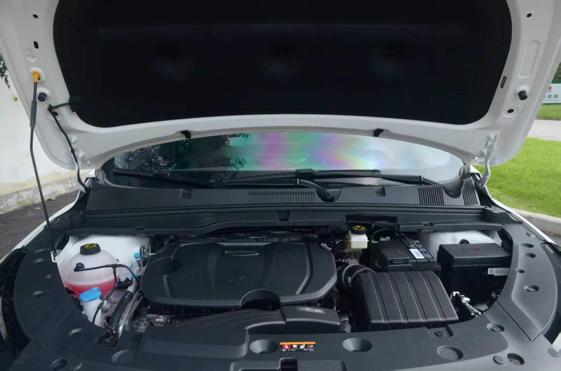 GEELY Coolray 2025 car image #5