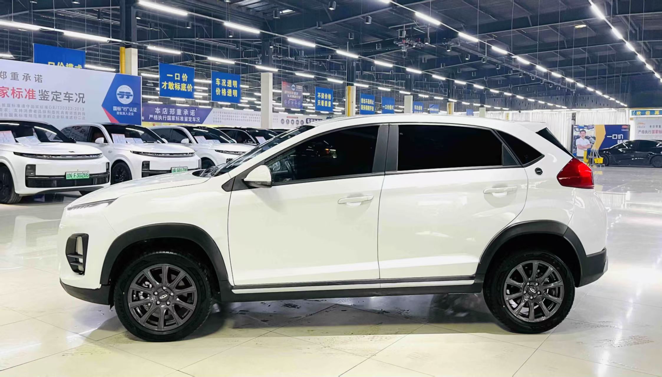 Chery Tiggo 3x 2024 #10 Chery Tiggo 3x 2024 car image #10