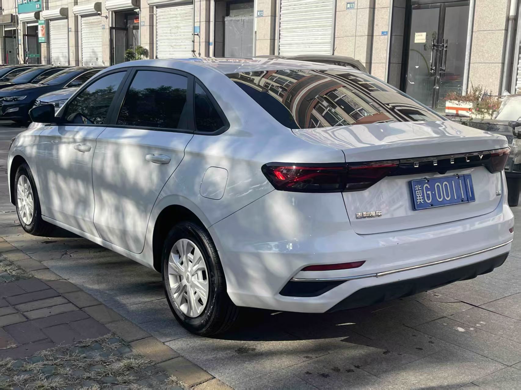 GEELY Emgrand 2024 #3 GEELY Emgrand 2024 car image #3