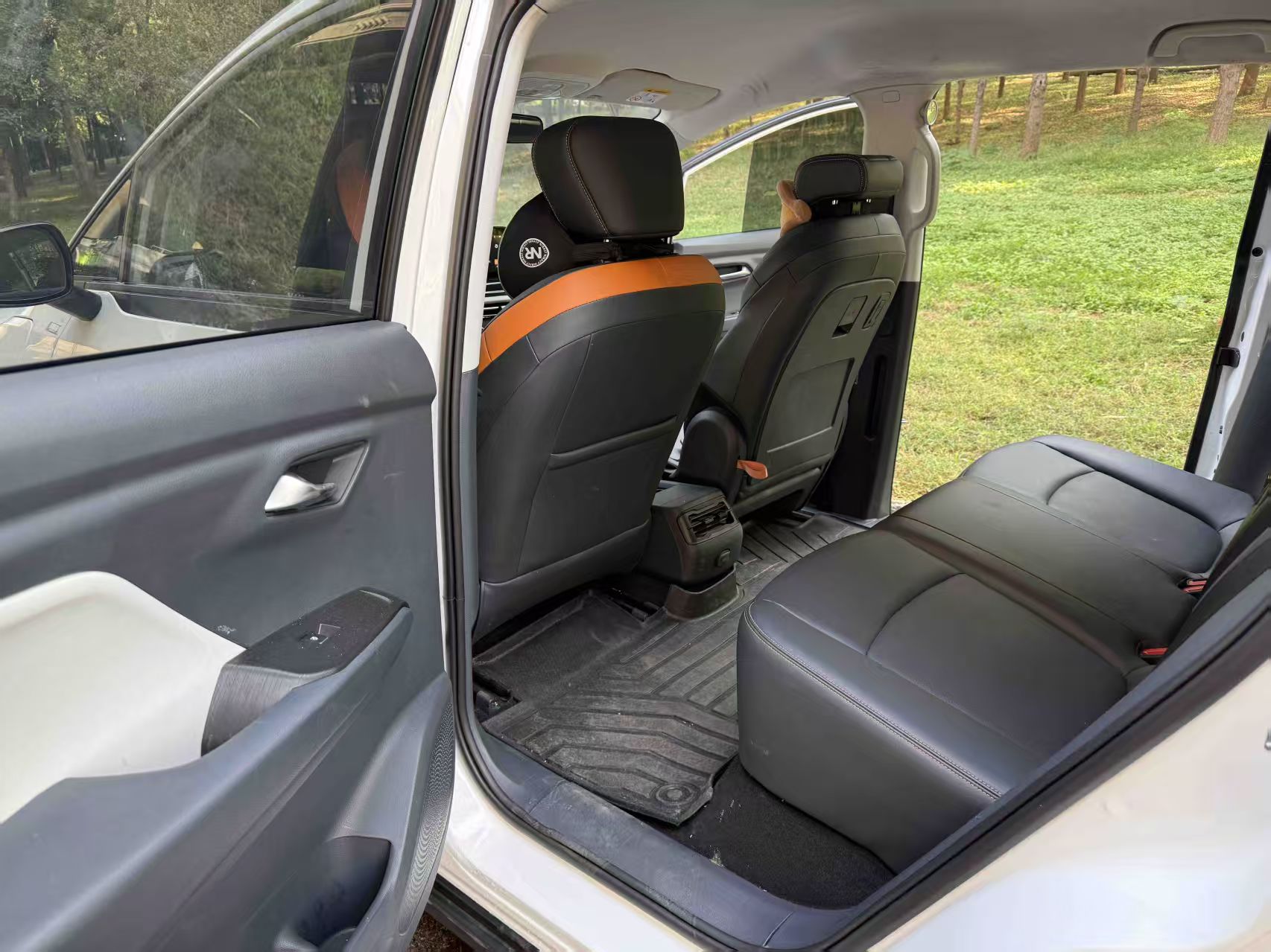 2024 car image #9