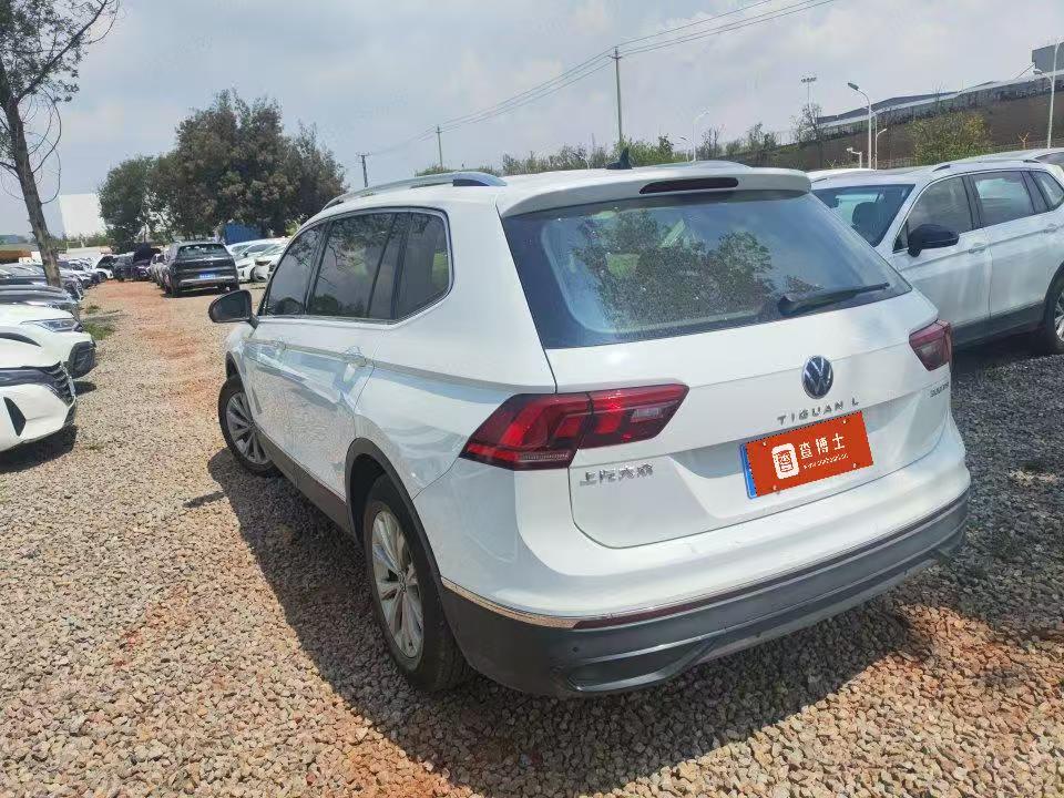 Volkswagen Tiguan L 2024 imagen de coche #7