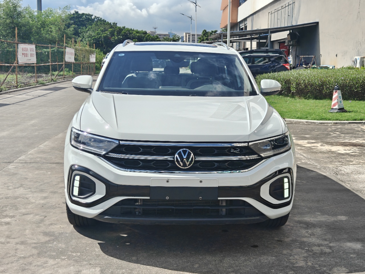 Volkswagen T-Roc 2024 imagem de carro #7