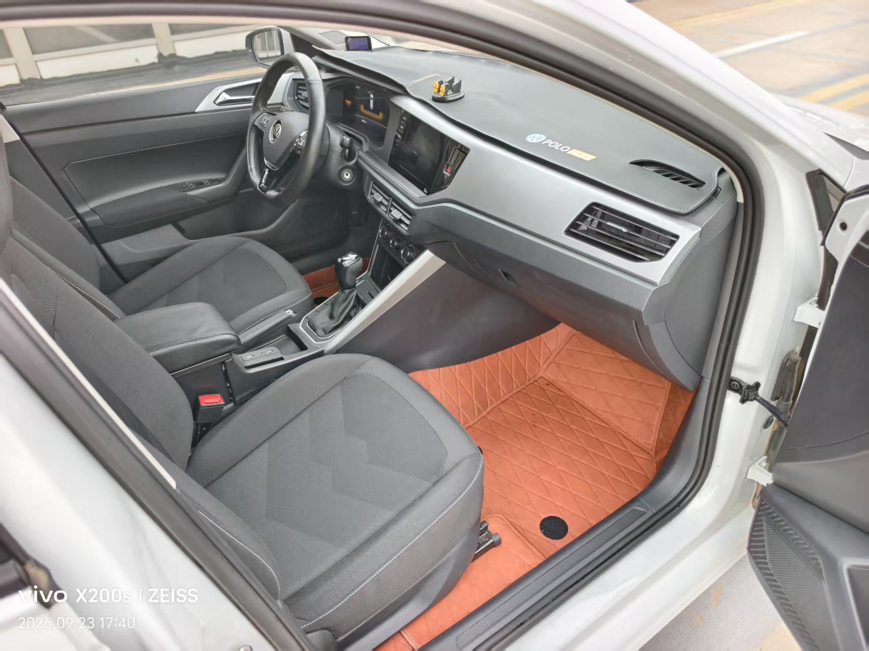 Volkswagen Polo 2023 car image #8