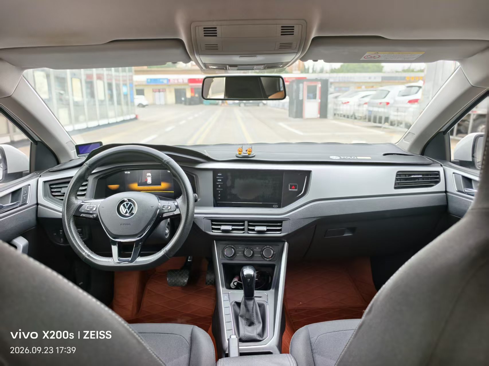 Volkswagen Polo 2023 car image #9