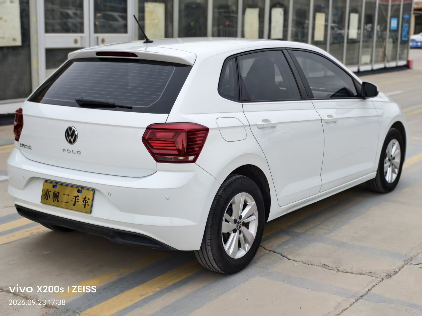 Volkswagen Polo 2023 car image #5