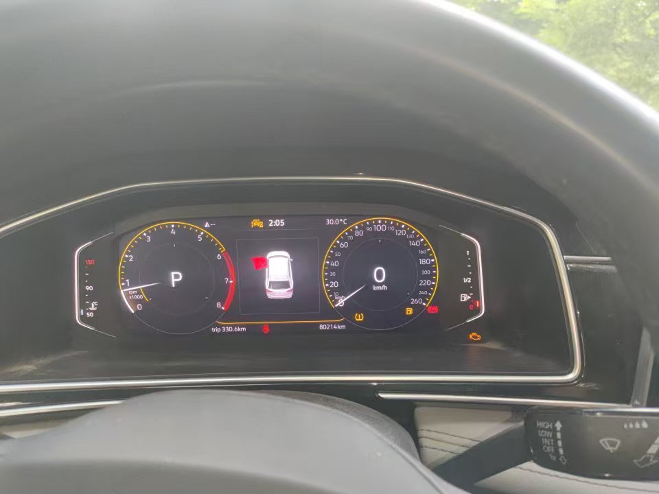 Volkswagen Tiguan L 2024 изображение автомобиля #3