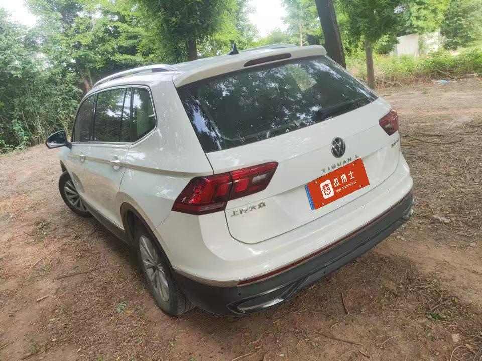 Volkswagen Tiguan L 2024 изображение автомобиля #12