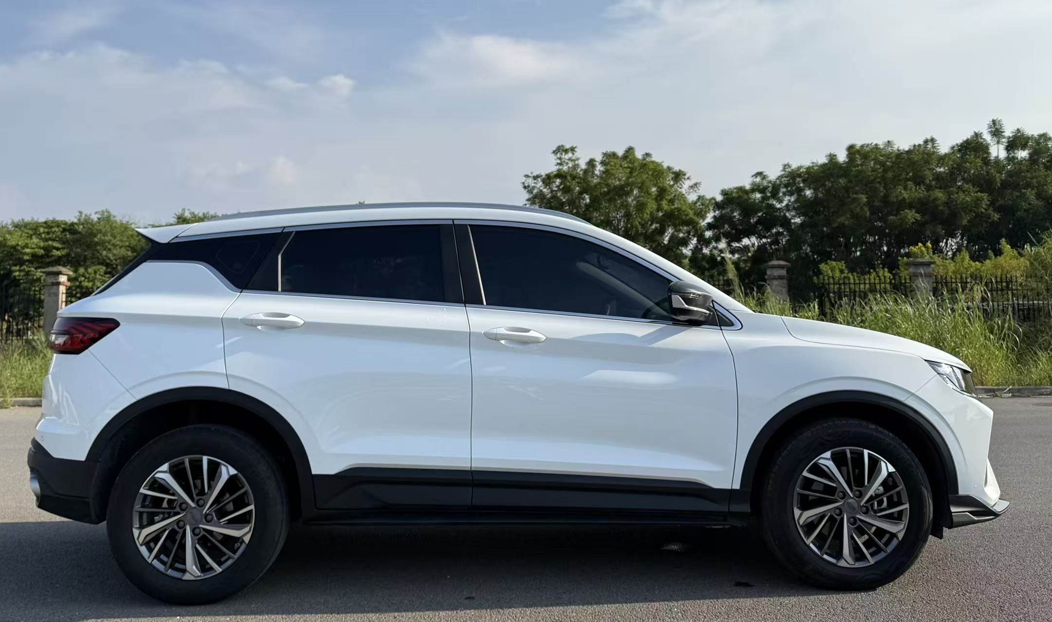 GEELY Coolray 2023 #6 GEELY Coolray 2023 car image #6