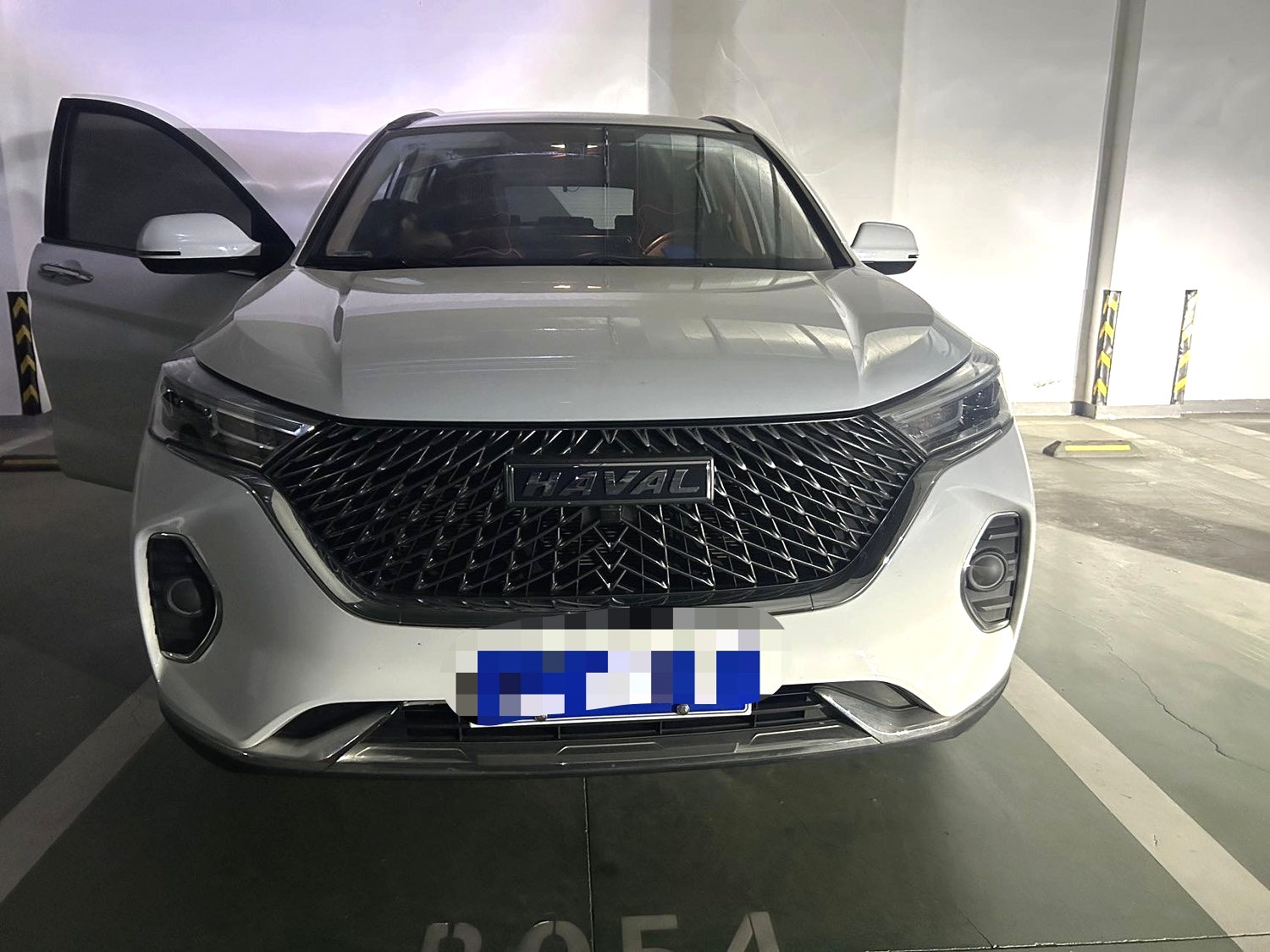 Haval M6 2023 #4 Haval M6 2023 car image #4