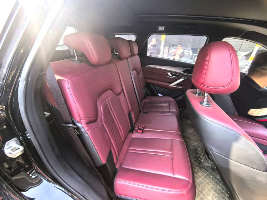 Jetour X70 2025 car image #2