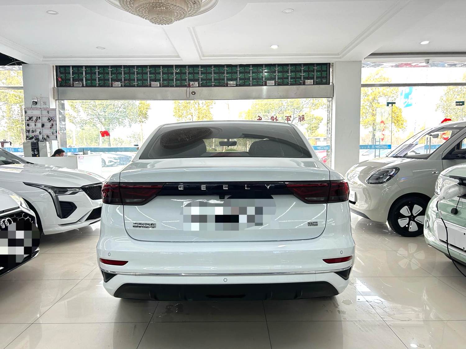 GEELY Emgrand 2024 car image #4