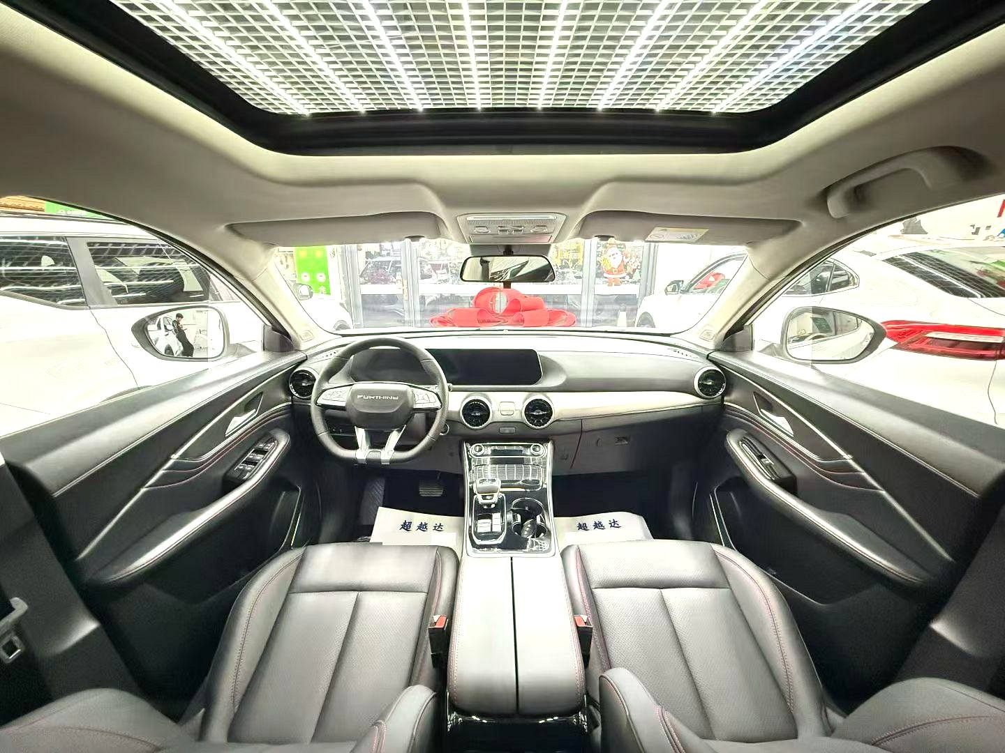 Forthing T5 EVO 2023 car image #5