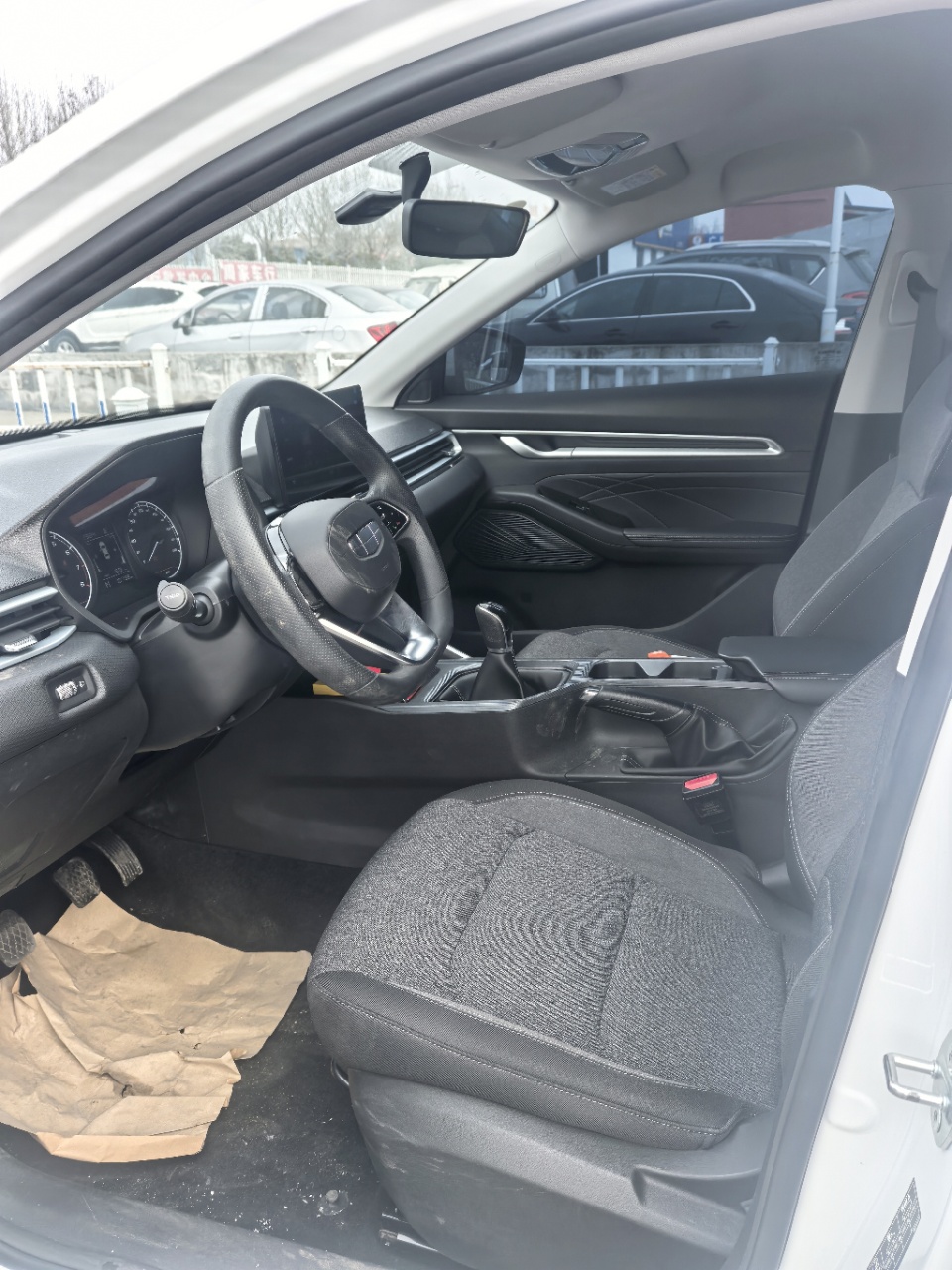 GEELY Emgrand 2025 car image #4