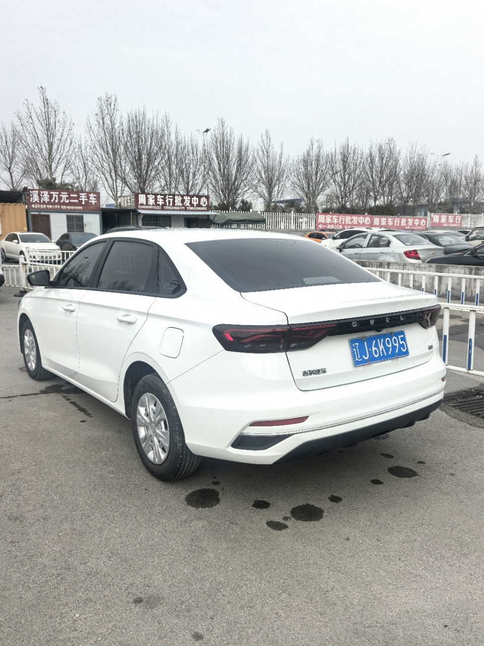 GEELY Emgrand 2025 car image #2