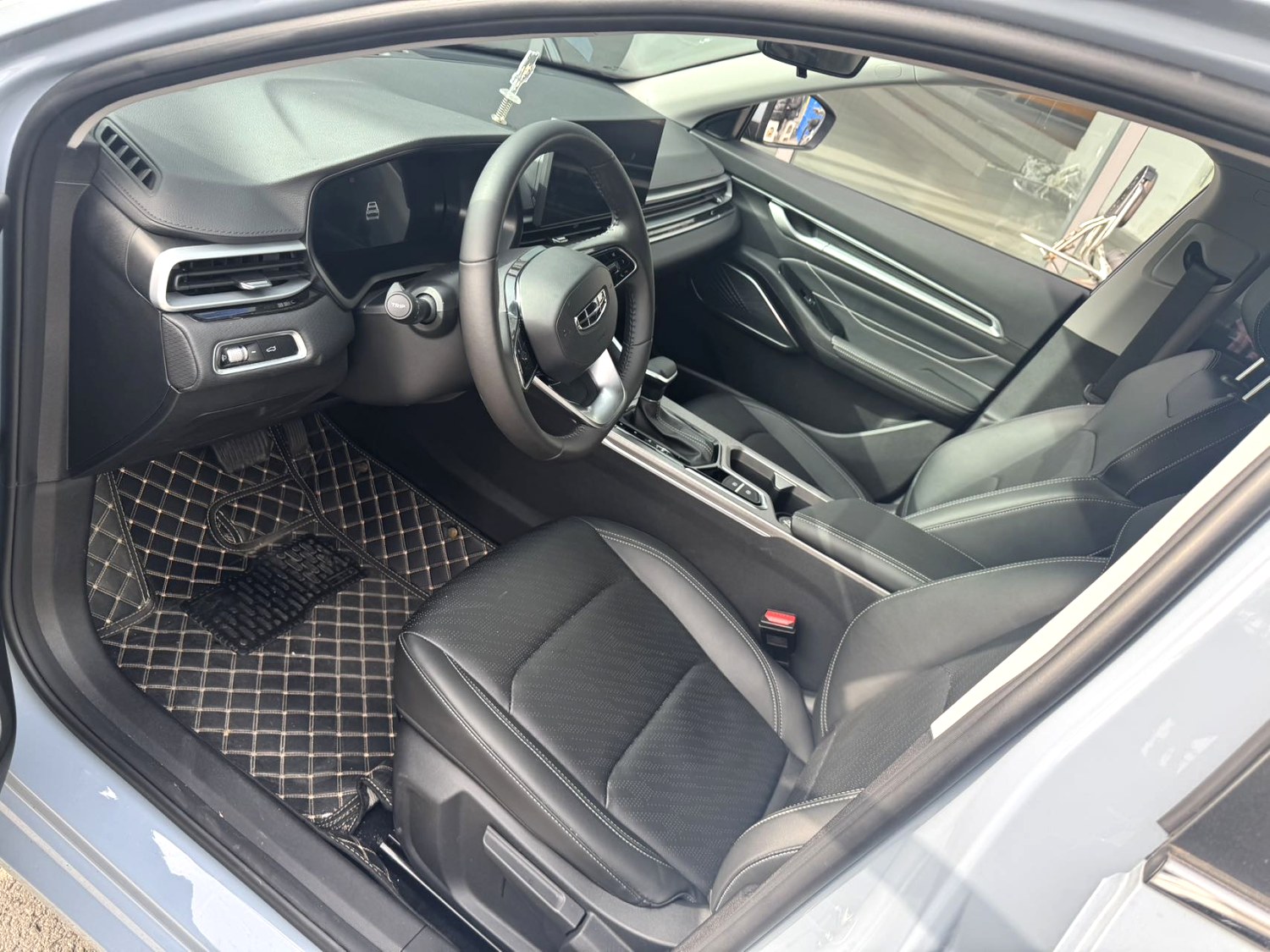 GEELY Emgrand 2023 car image #5
