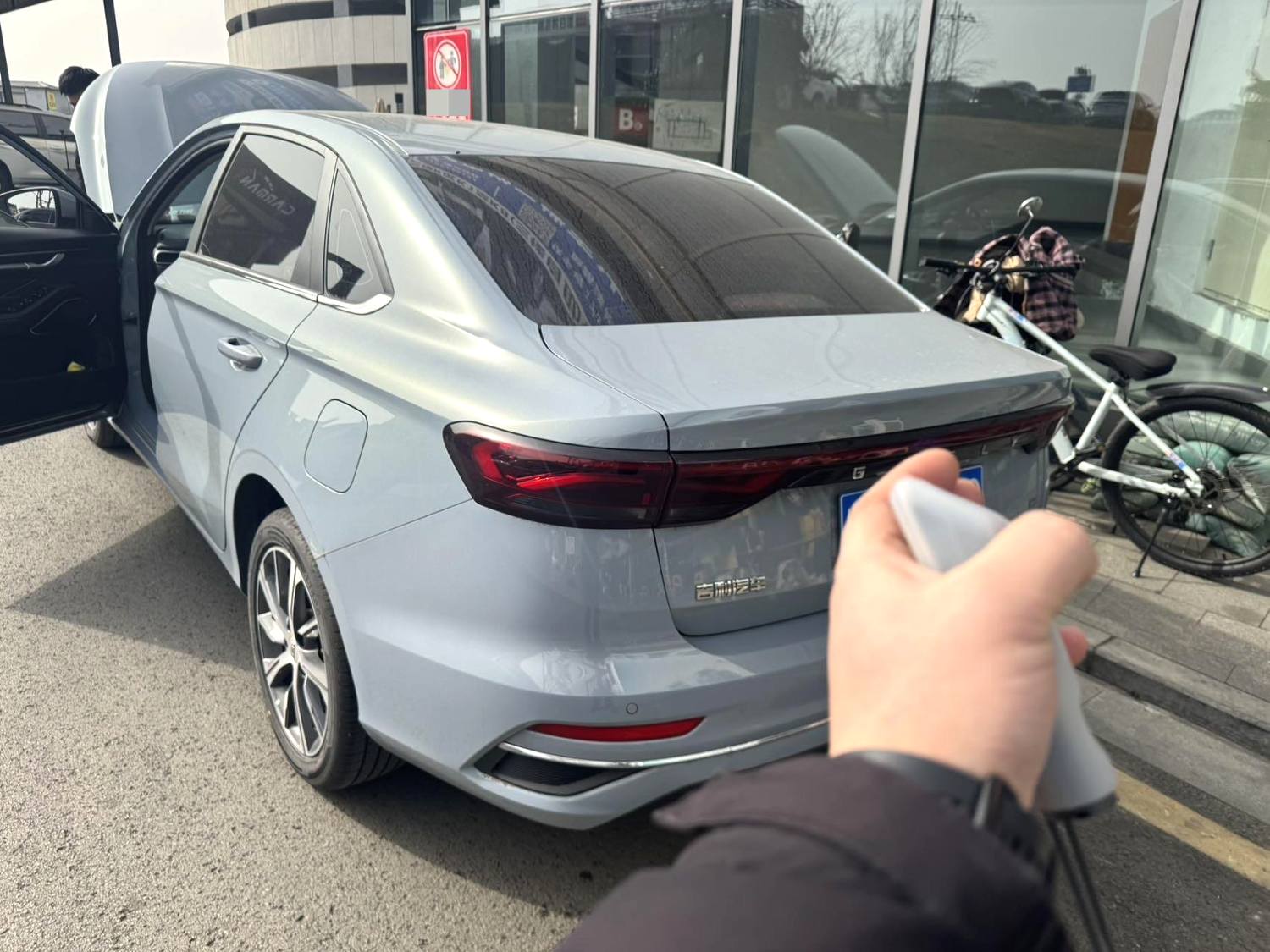 GEELY Emgrand 2023 car image #3