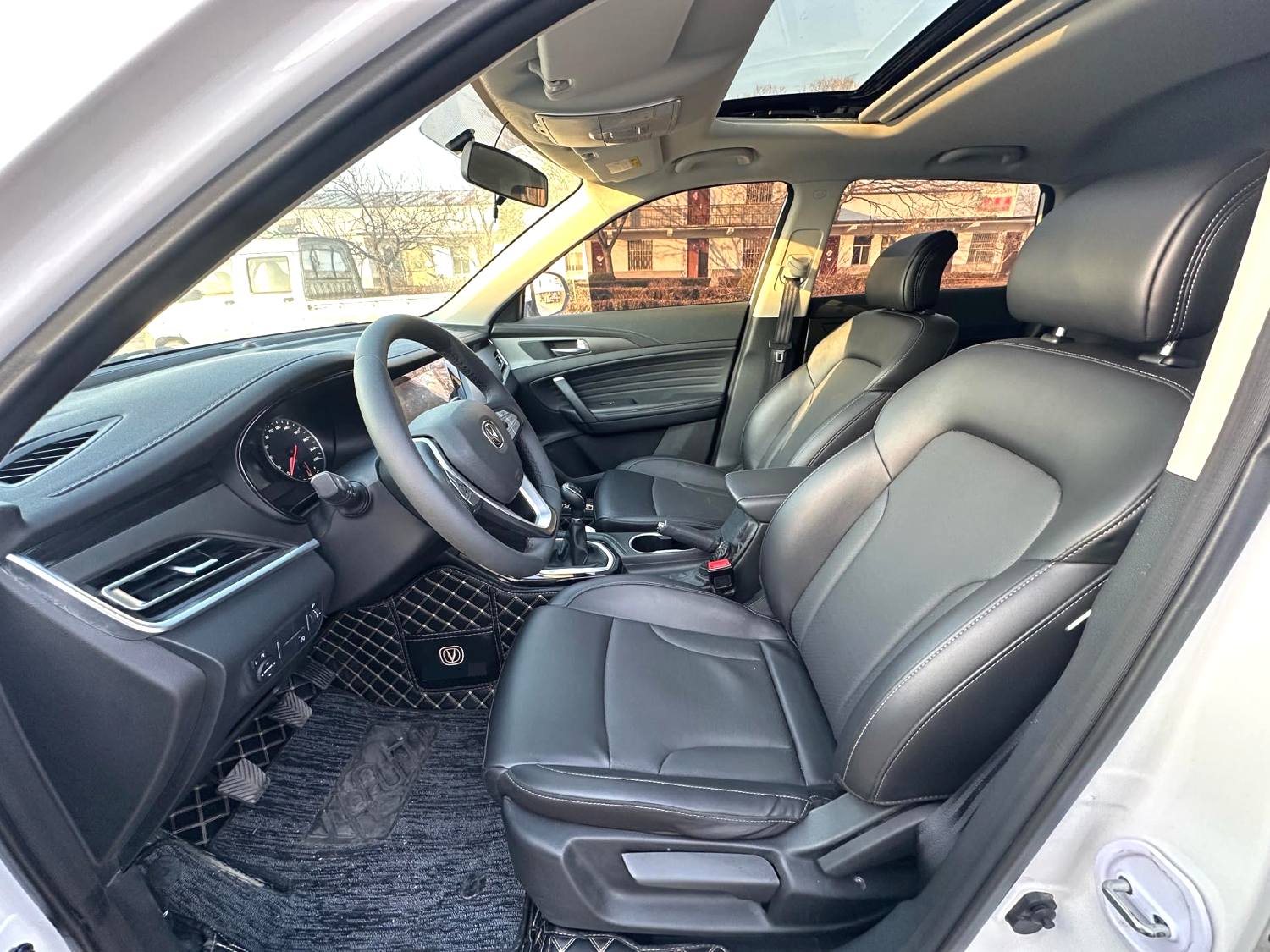 Changan CS35 Plus 2022 #3 Changan CS35 Plus 2022 car image #3