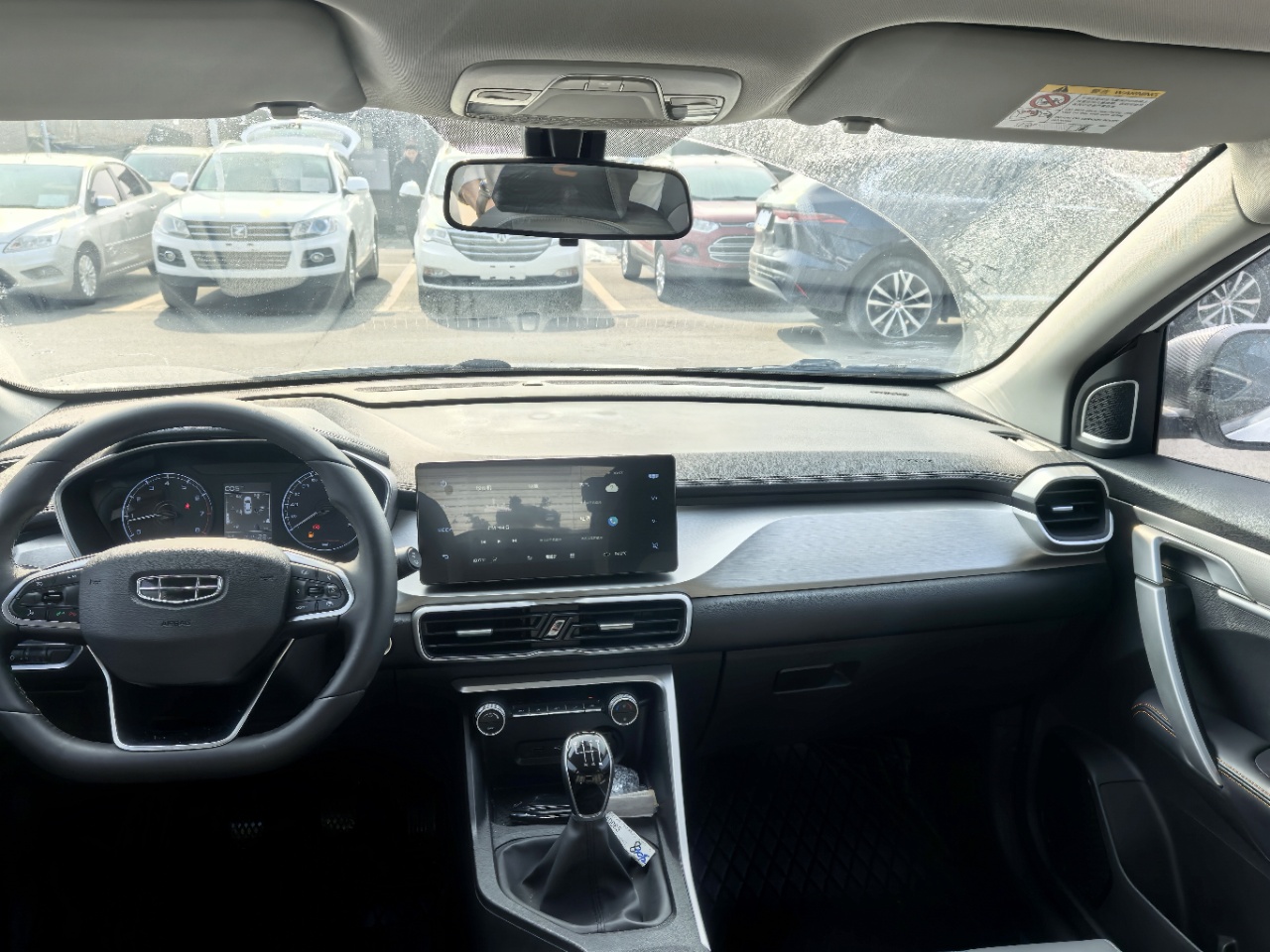 GEELY Coolray 2023 #6 GEELY Coolray 2023 car image #6