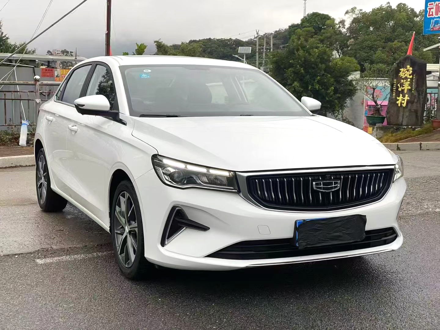 GEELY Emgrand 2023 car image #4