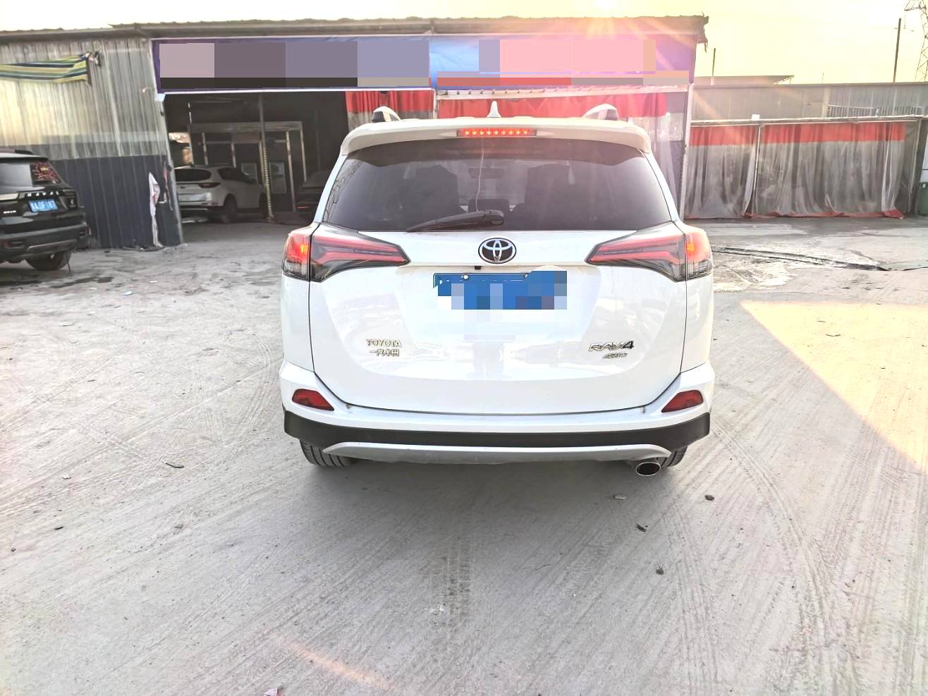 Toyota RAV4 2017 #3 Toyota RAV4 2017 car image #3
