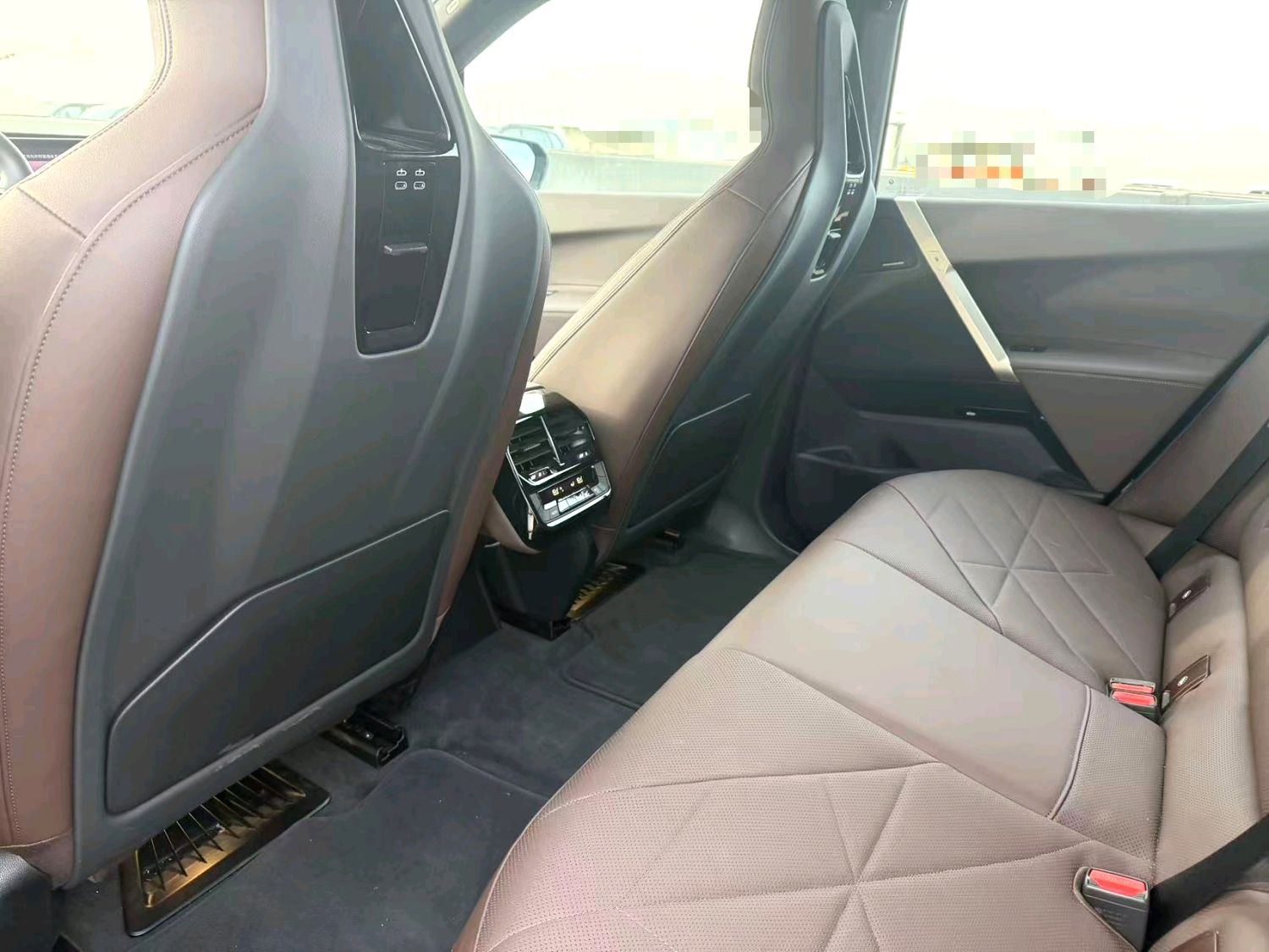 BMW iX 2024 #4 BMW iX 2024 car image #4