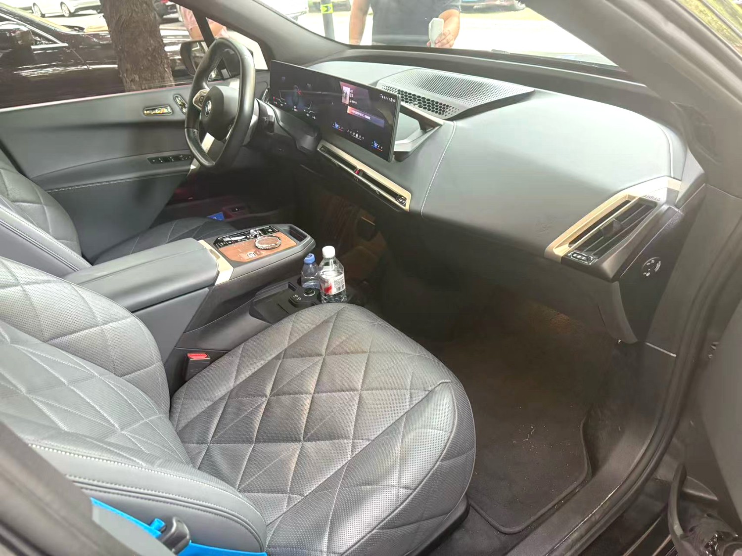 BMW iX 2024 #5 BMW iX 2024 car image #5