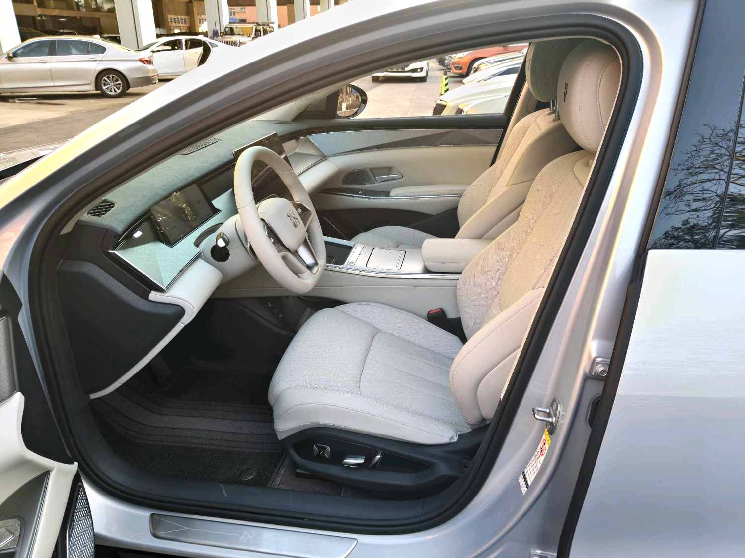 BYD HanL 2025 #2 BYD HanL 2025 изображение автомобиля #2