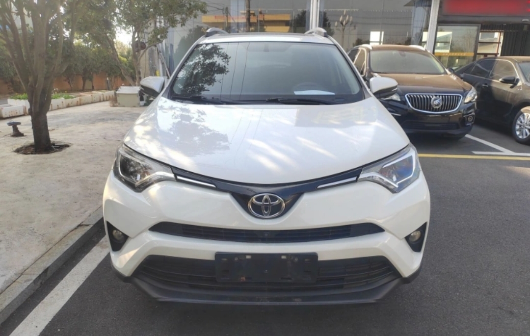 Toyota RAV4 2019 #9 Toyota RAV4 2019 car image #9
