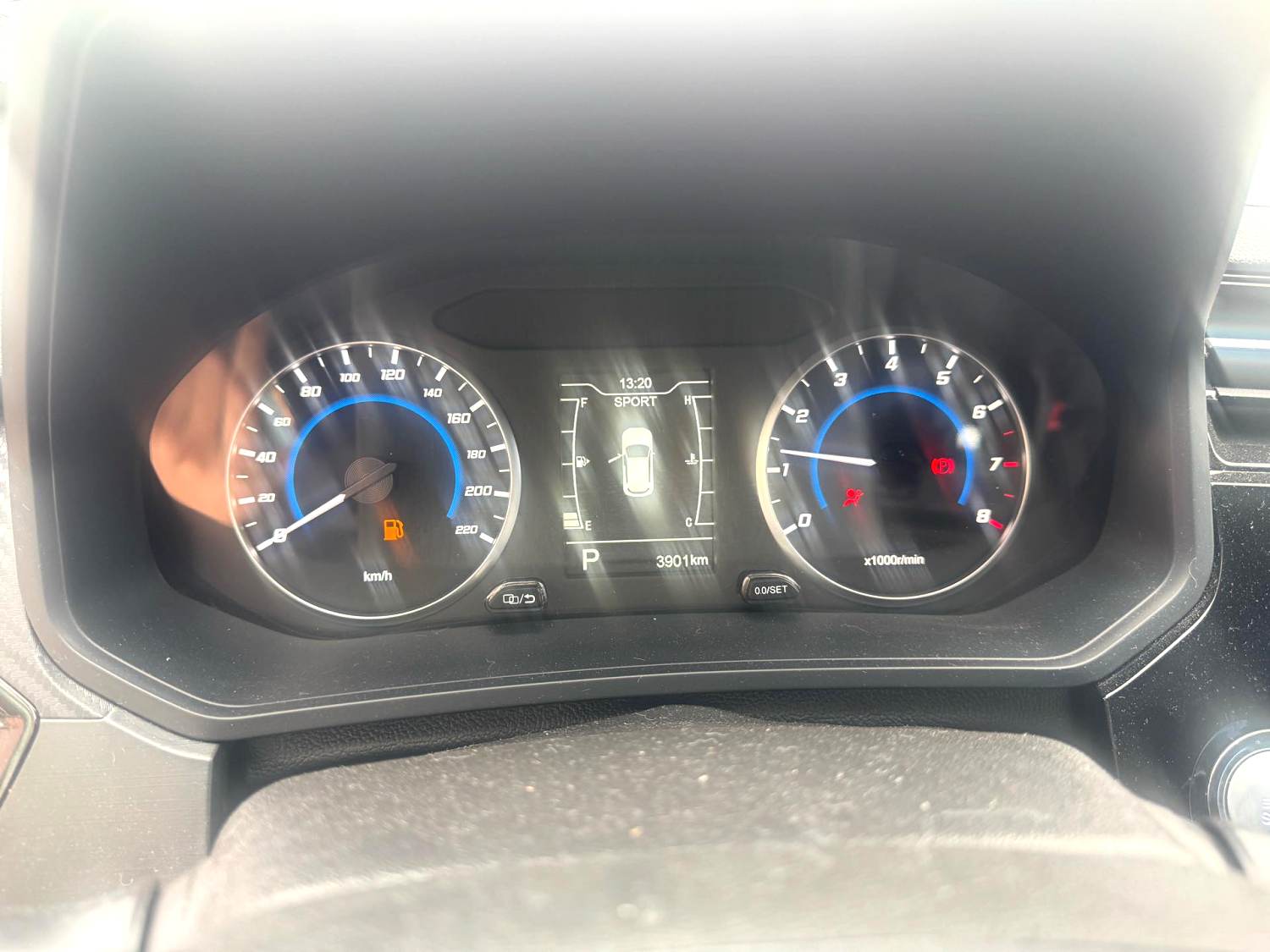 Chery Tiggo 3x 2024 car image #3