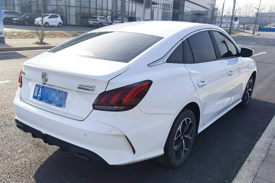 MG 5 2023 car image #4