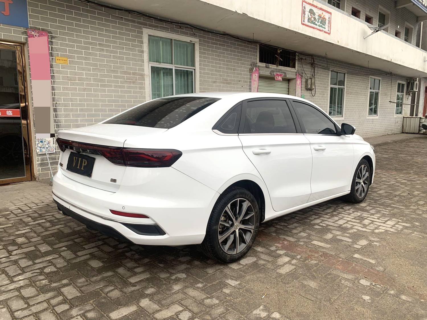 GEELY Emgrand 2023 car image #9