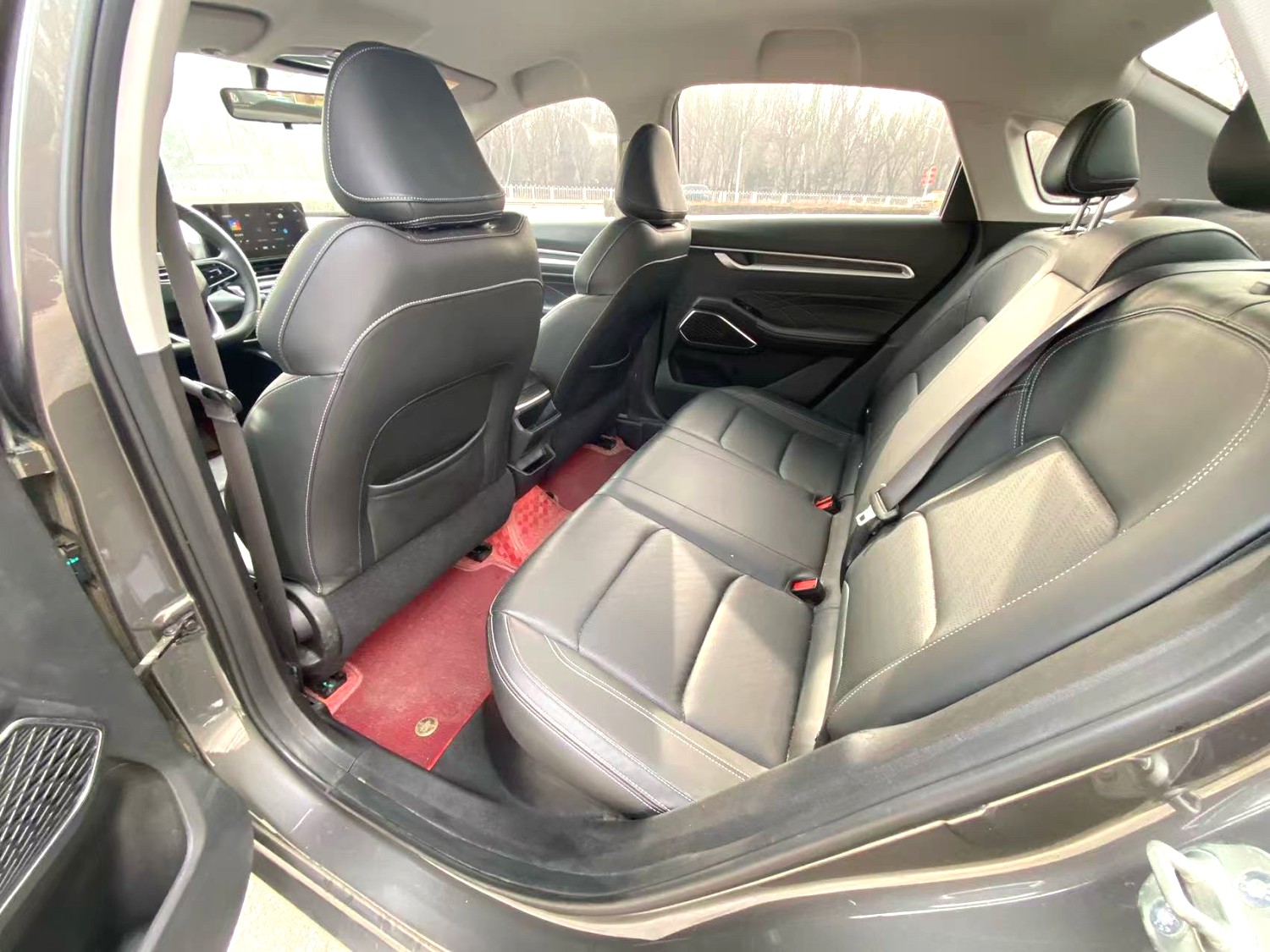 GEELY Emgrand 2023 car image #2