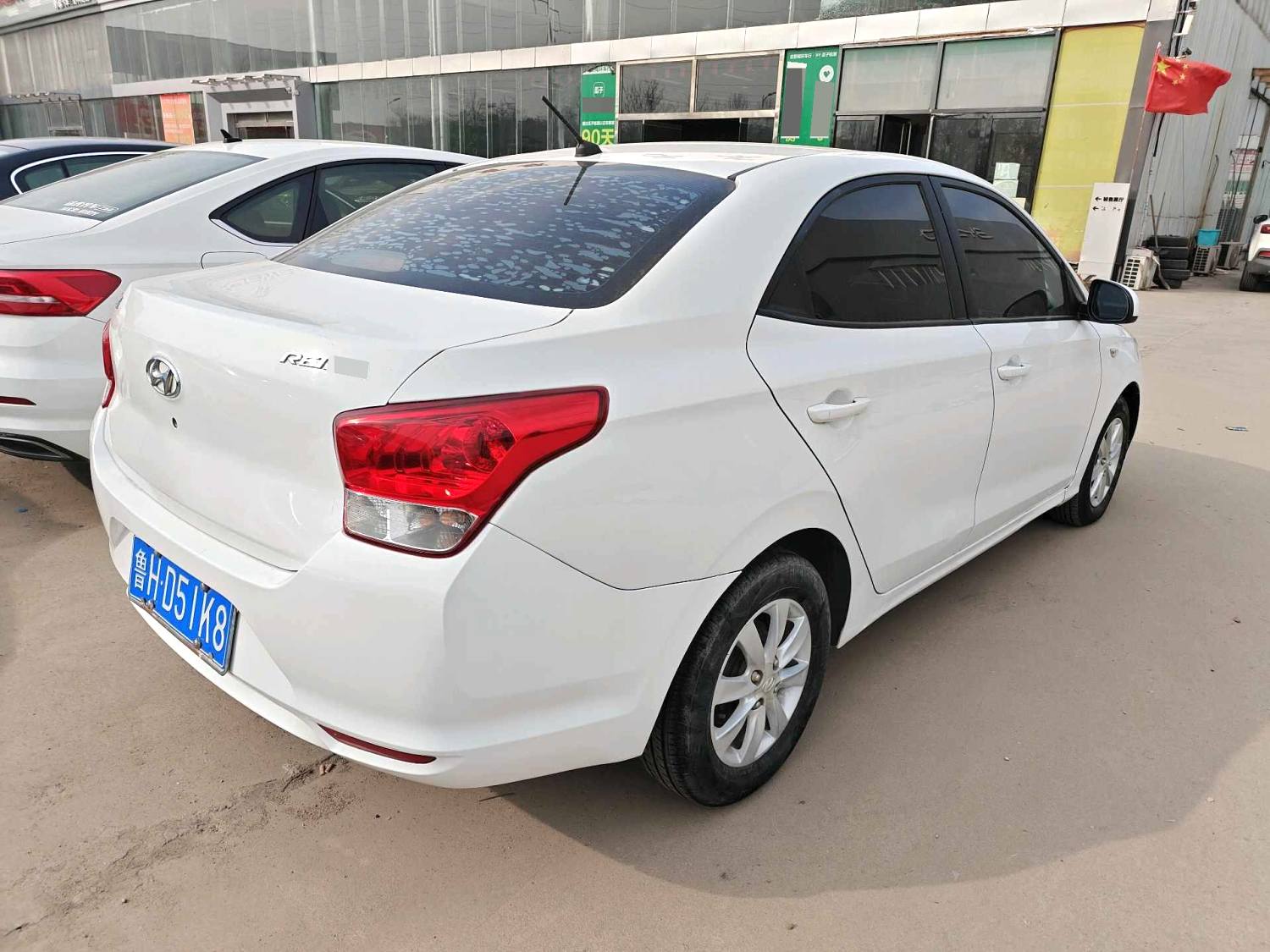 Hyundai Reina 2018 car image #5