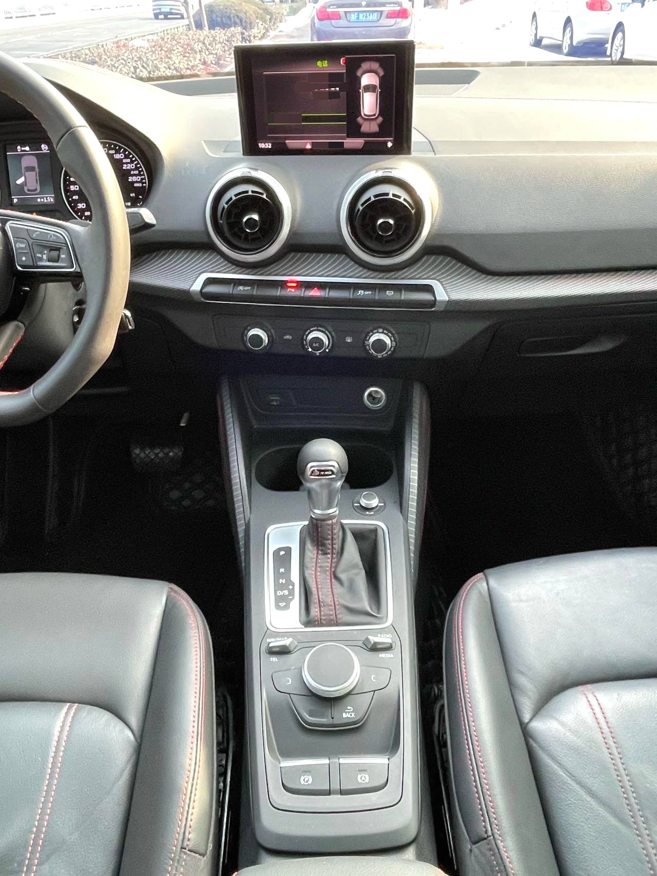 Audi Q2L 2023 immagine di auto #4