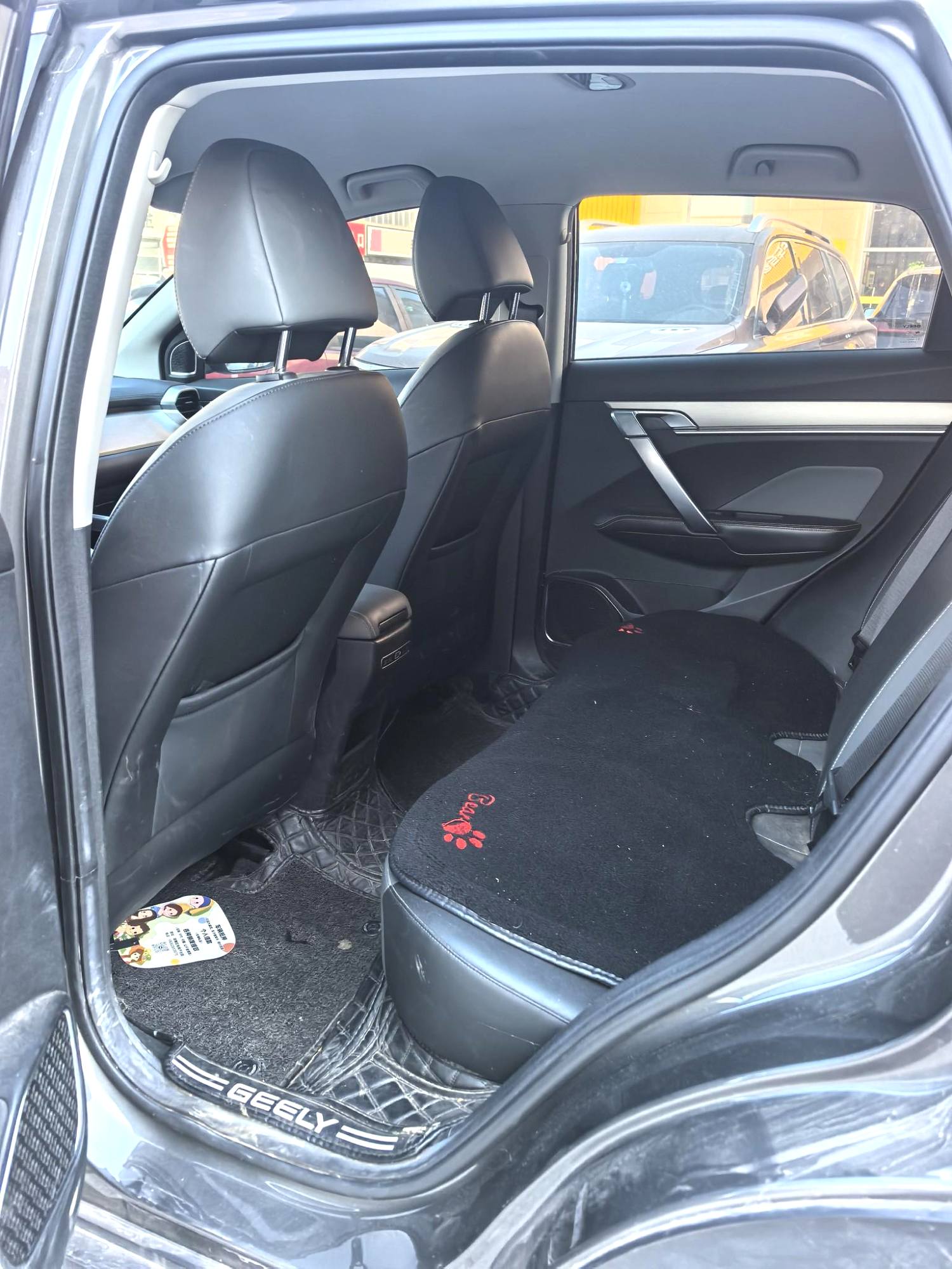 GEELY Coolray 2023 immagine di auto #4