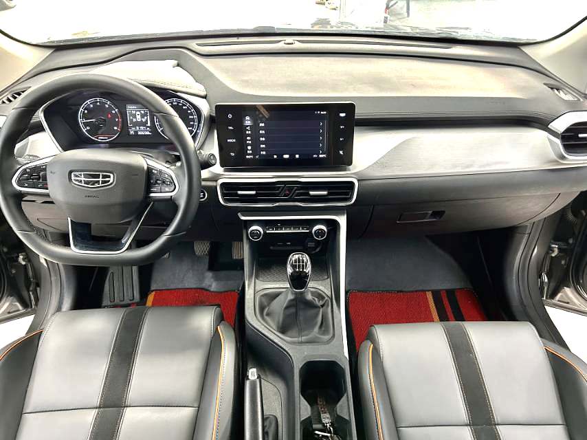 GEELY Coolray 2023 car image #3