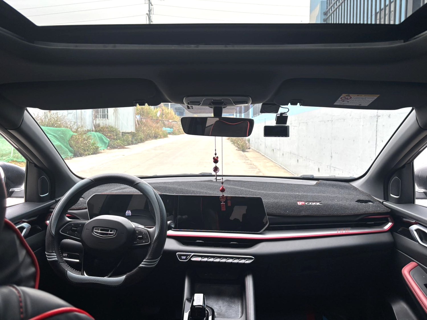 GEELY Coolray 2022 #7 GEELY Coolray 2022 car image #7