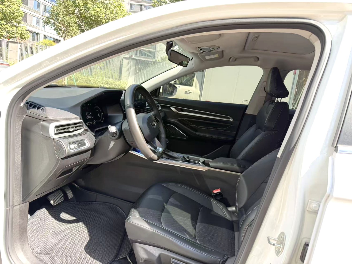 GEELY Emgrand 2023 #3 GEELY Emgrand 2023 car image #3