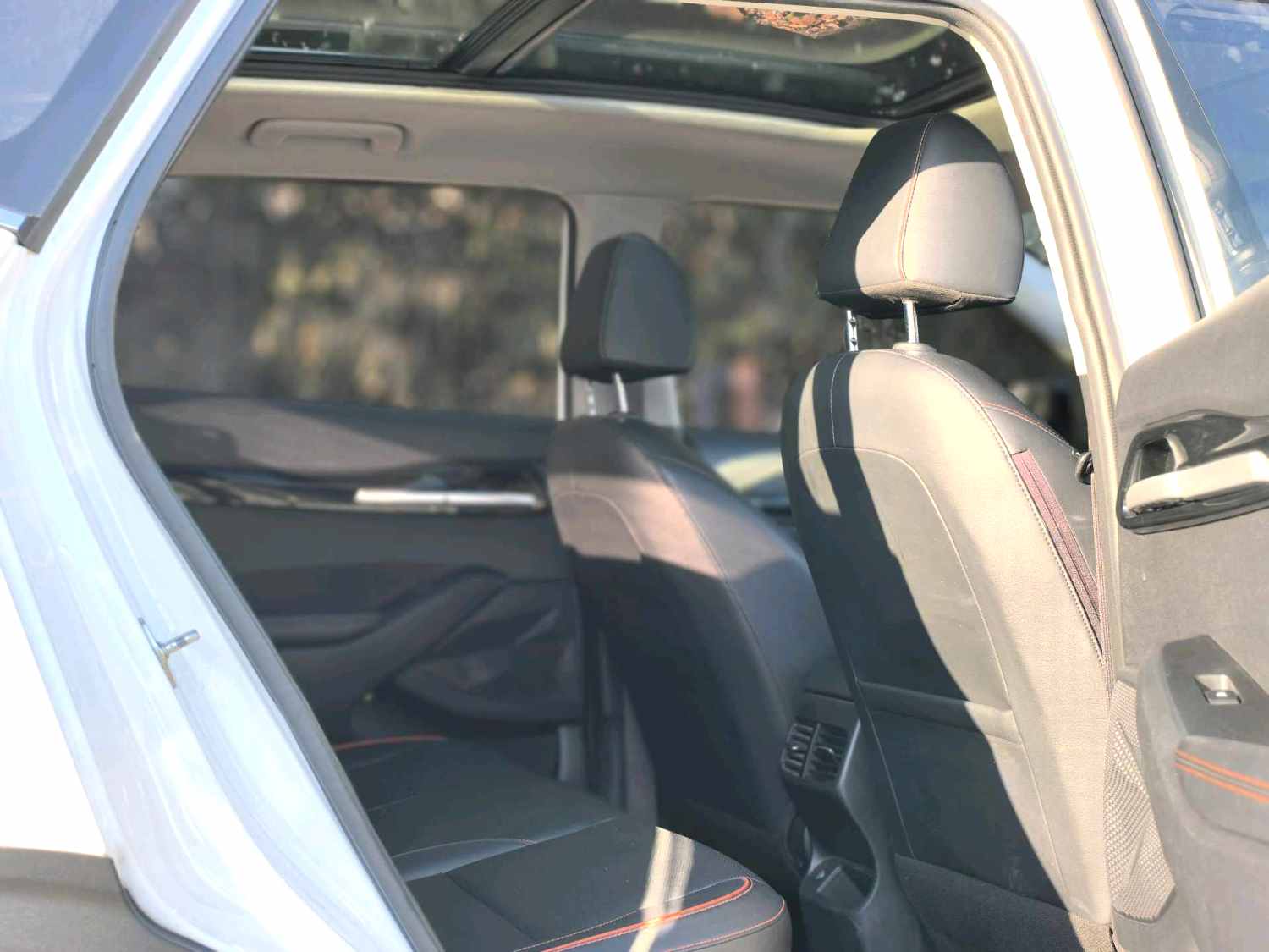 Kia Seltos 2024 imagen de coche #6