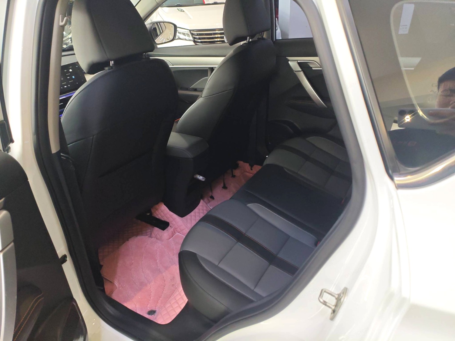 GEELY Coolray 2023 #7 GEELY Coolray 2023 car image #7
