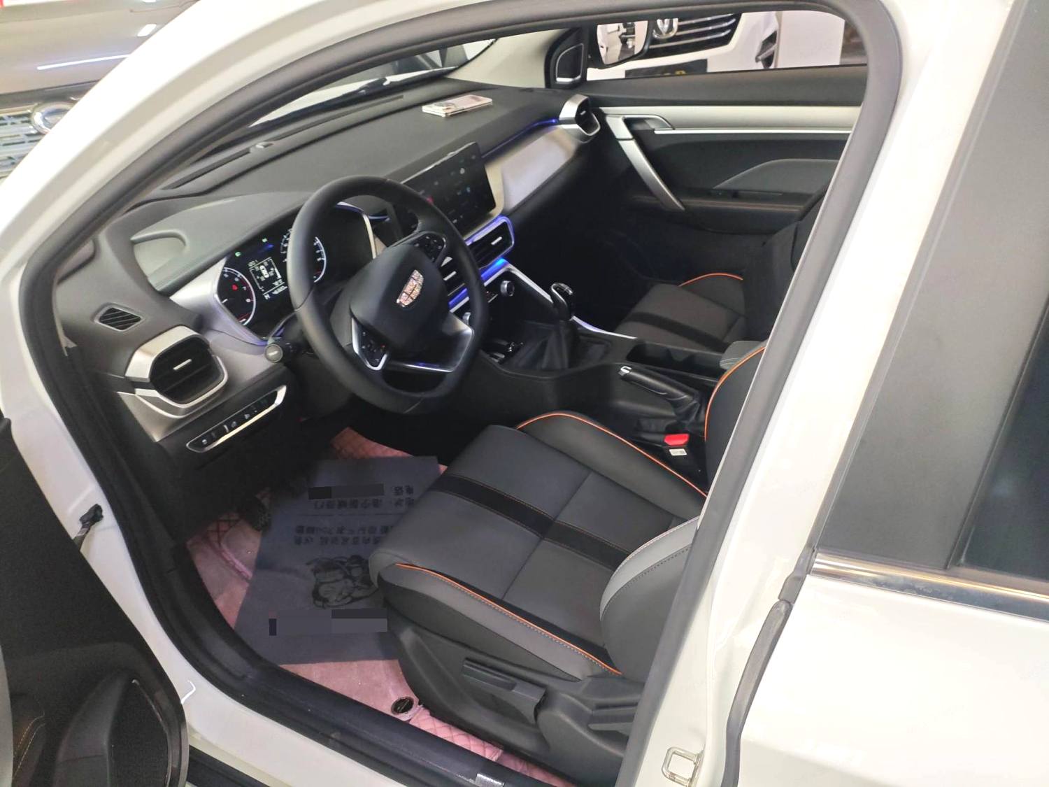 GEELY Coolray 2023 #5 GEELY Coolray 2023 car image #5