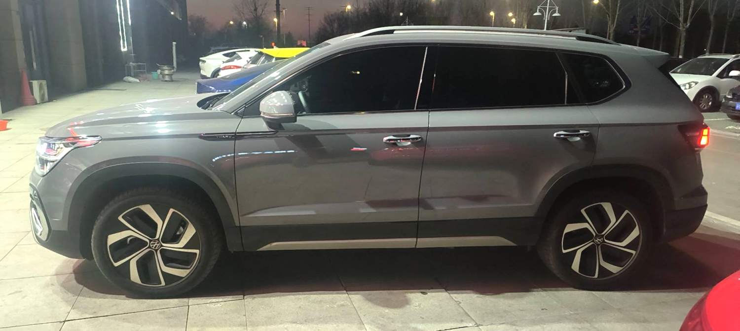 Volkswagen Tharu 2023 immagine di auto #5