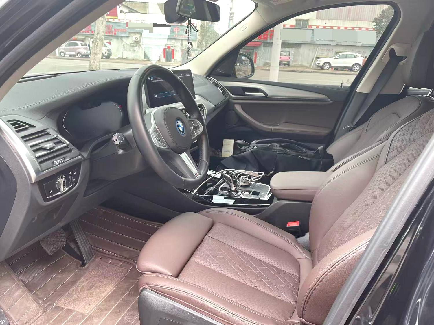 BMW iX3 2023 car image #4