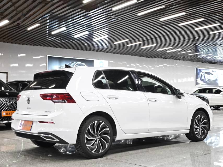 Volkswagen Golf 2022 imagem de carro #5