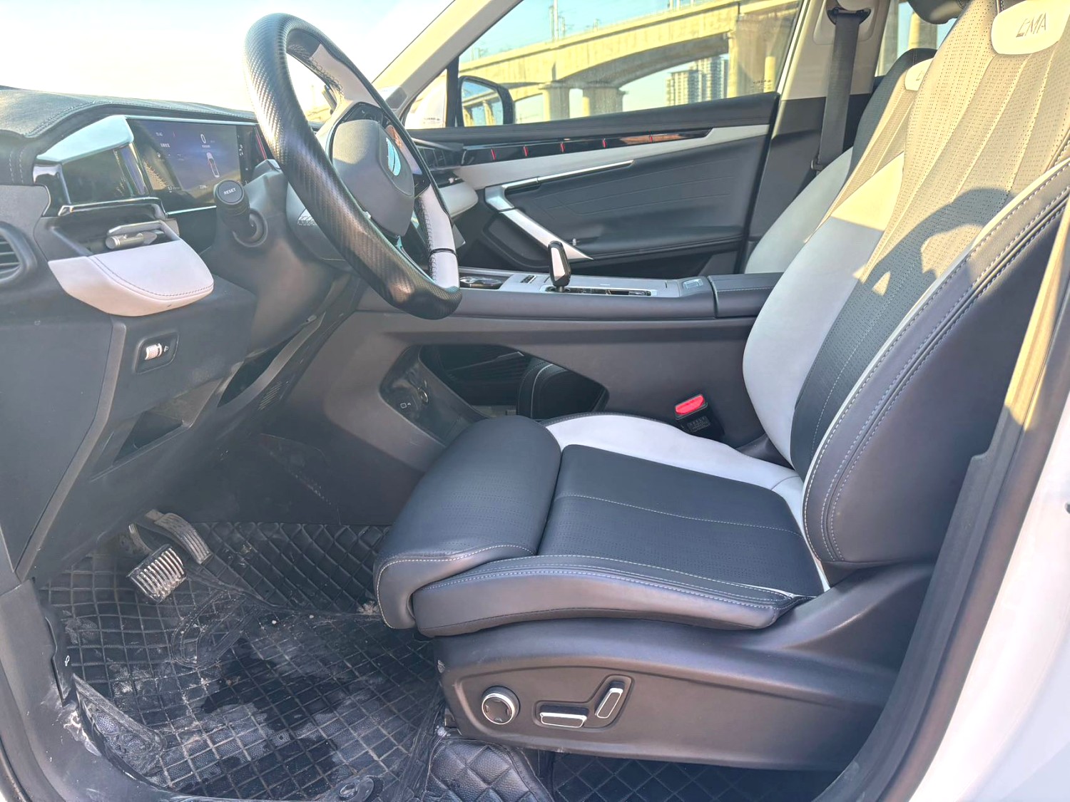 GEELY Boyue L 2024 #7 GEELY Boyue L 2024 car image #7